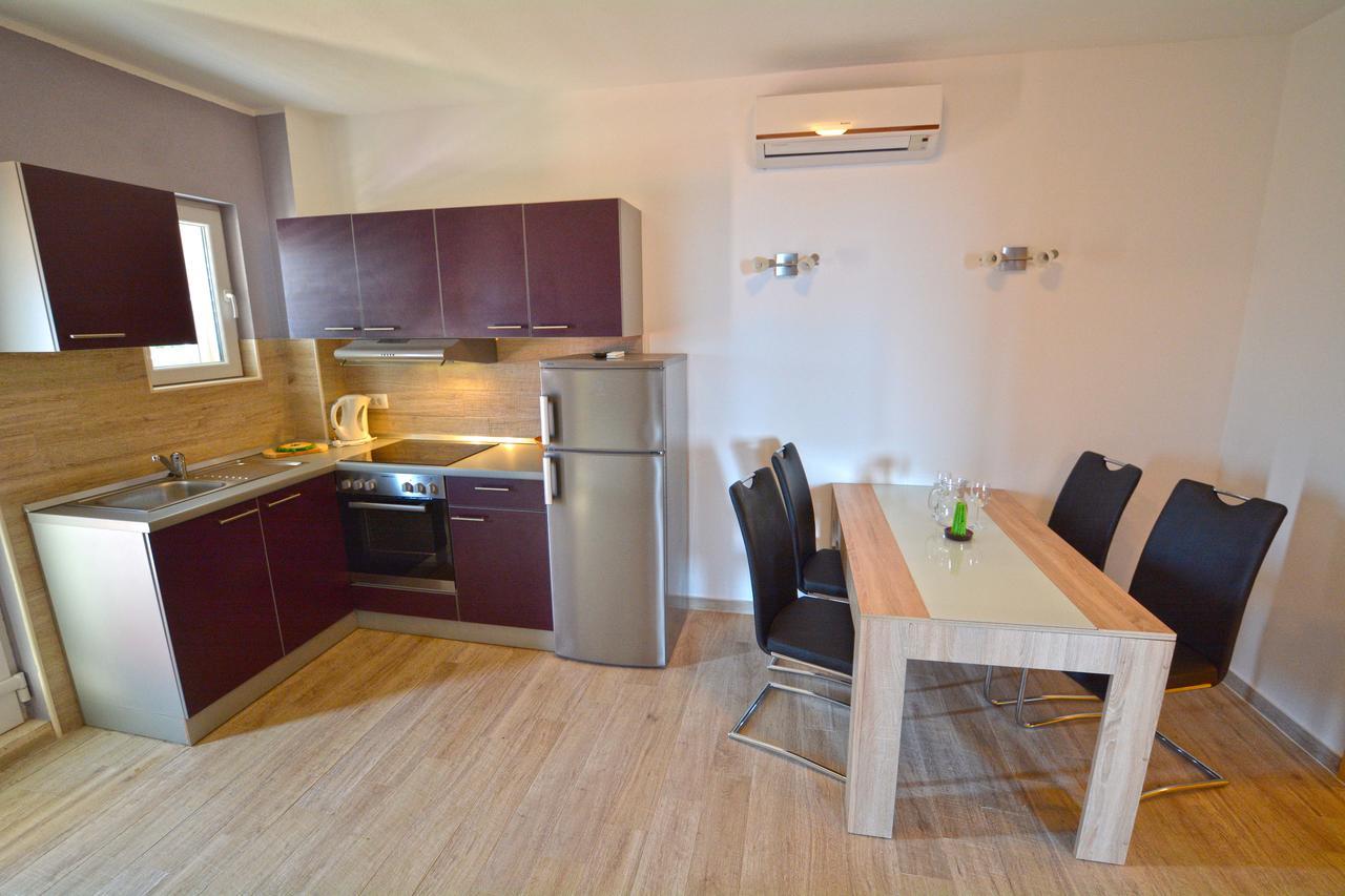 Apartments Dubas 奥瑞比克 客房 照片