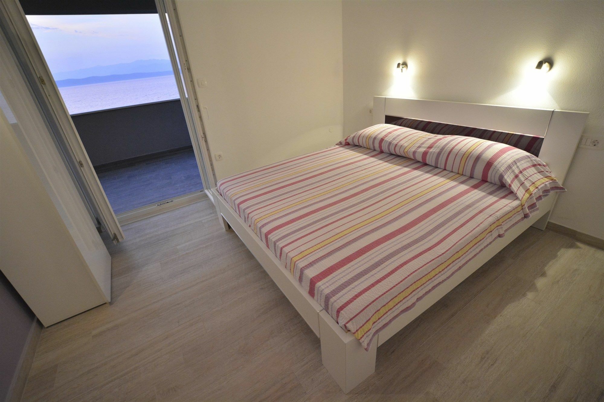 Apartments Dubas 奥瑞比克 外观 照片